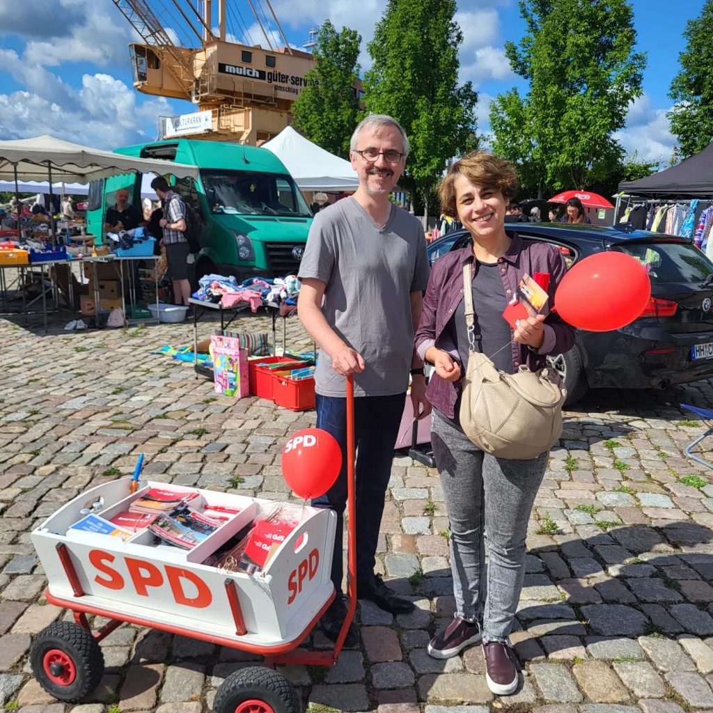 Mit unserer SPD-Kreisvorsitzenden Oksan Karakus auf Bollerwagen-Tour